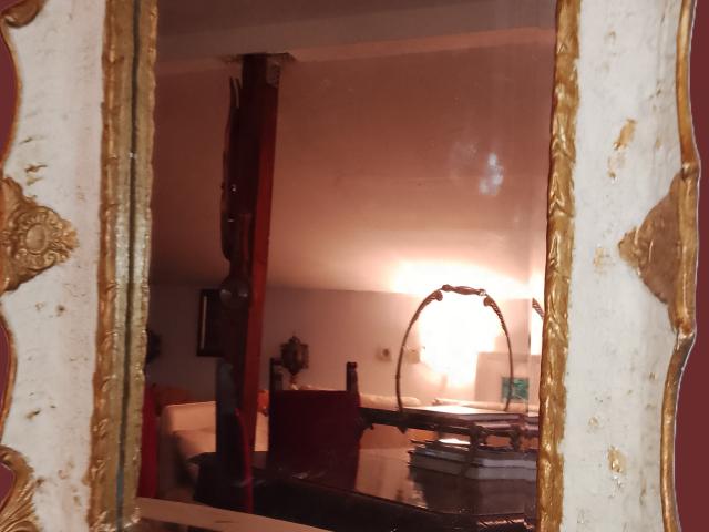 Oglinda venetiana vintage mobila de epoca anticariat