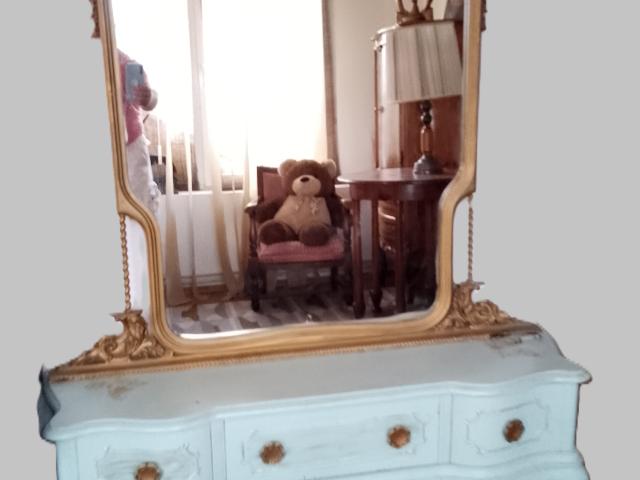 Comoda cu oglinda vintage mobila de epoca