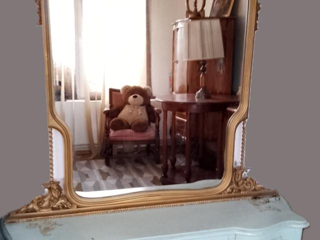 Comoda cu oglinda vintage mobila de epoca