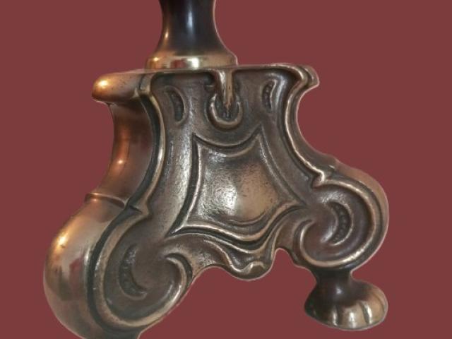 Sfesnic 2 bronz baroc 42H  galerie de arta antichitati