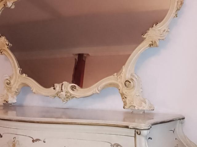 Comoda cu oglinda mobila vintage retro antica