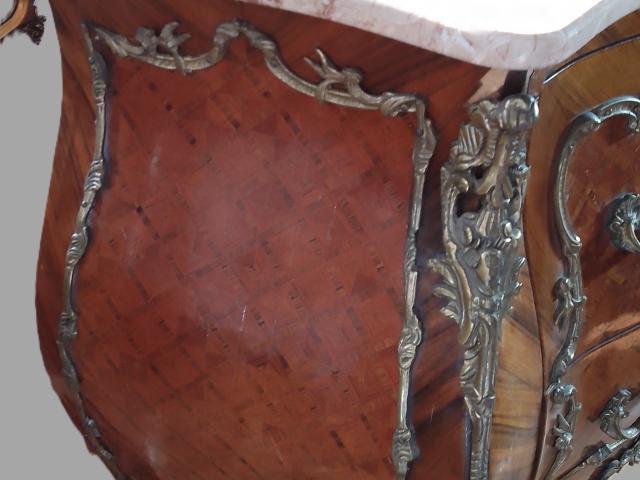 Comoda bombata Empire vintage mobilier de colectie epoca