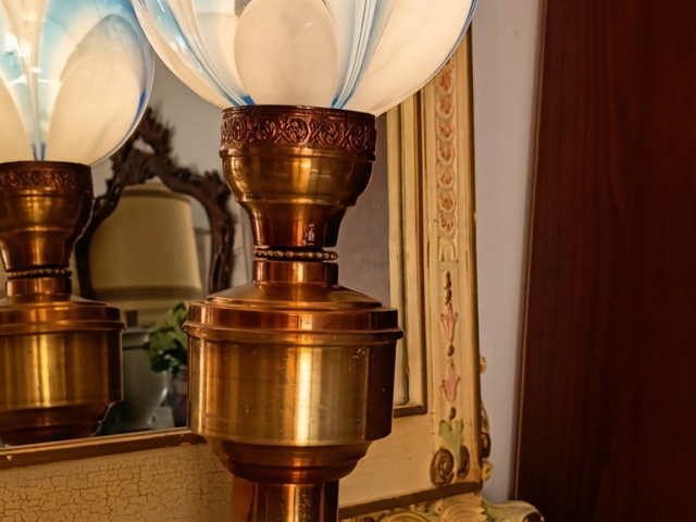 Lampa alama mobila vintage retro epoca mobilier antic colectie