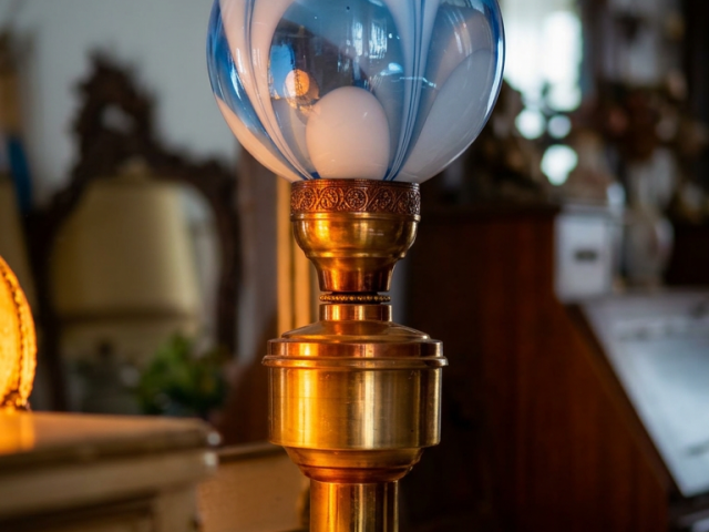 Lampa alama mobila vintage retro epoca mobilier antic colectie