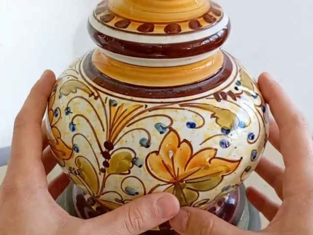 Lampa maiolica mobila vintage epoca mobilier antic colectie