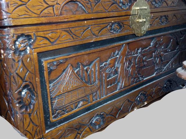 Lada cufar eucalipt mobilier de colectie epoca vintage retro