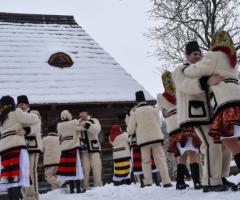 Poster vintage decoratiuni de colectie galerie antichitati, canvas romanesc