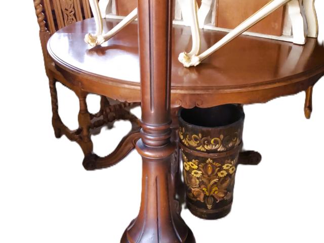 Cuier vintage de colectie mobila de epoca , antichitati