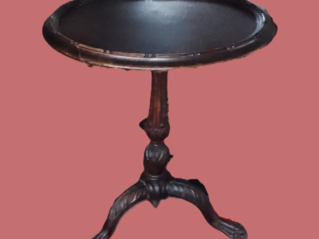 Masa vintage mobilier de colectie mobila de epoca antichitati