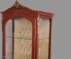 Vitrina vintage mobilier de epoca mobila de colectie antichitati