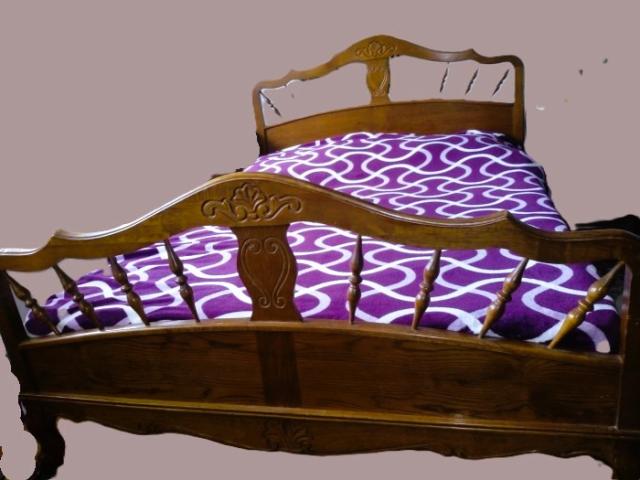 Pat baroc vintage mobila de colectie mobilier de epoca antichitati