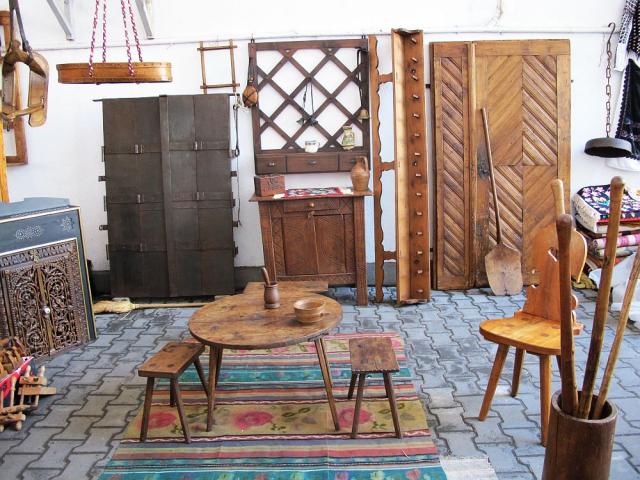 Doresti un design rustic unic pt cabana sau pensiune ta? Noi suntem solutia orice iti doresti!