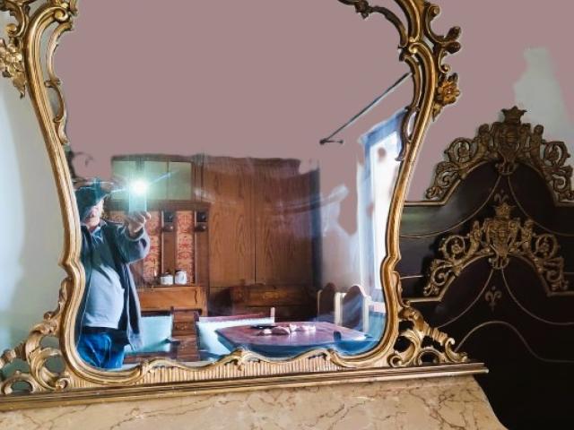 Comoda vintage mobila de epoca, mobilier antic retro antichitati.