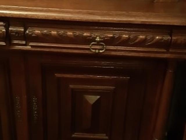 Credent Renastere vintage mobilier de epoca mobila de colectie antichitati