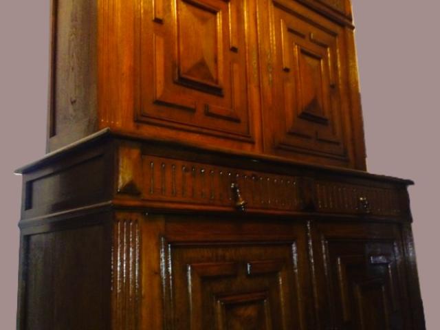 Credent Renastere retro mobilier de epoca mobila antica vintage antichitati