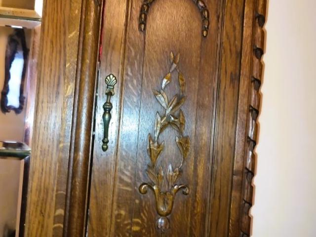 Dulap Renastere mobilier de epoca mobila vintage retro antica