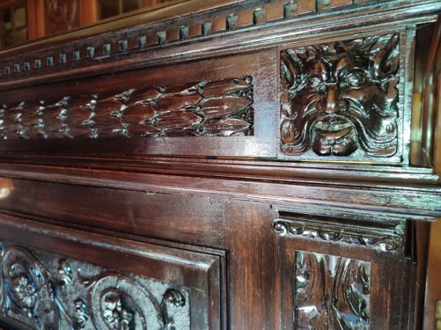 Dulap Renastere mobilier de epoca mobila vintage retro antica