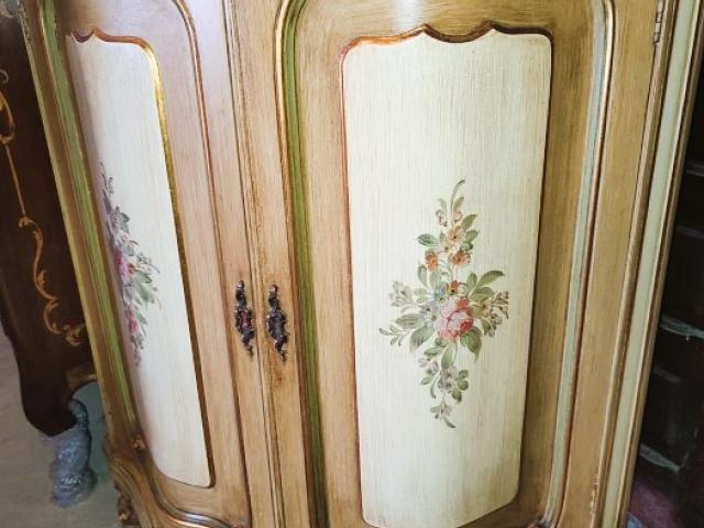 Vitrina colt mobila antica vintage retro mobilier de epoca antichitati,