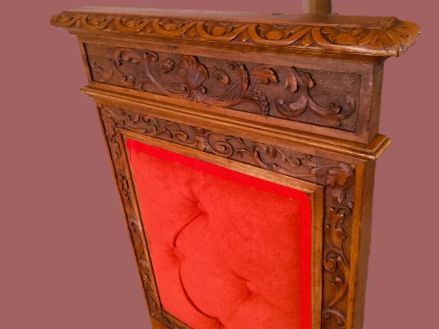 Jilt tron vintage mobila de epoca, mobilier antic retro antichitati.