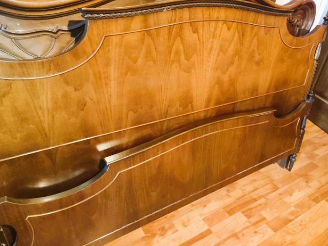 Pat neoclasic mobila antica vintage retro mobilier de epoca colectie antichitati