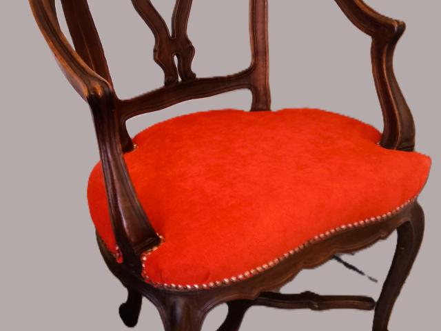 Fotoliu retapitat mobilier de epoca colectie mobila antica vintage retro antichitati