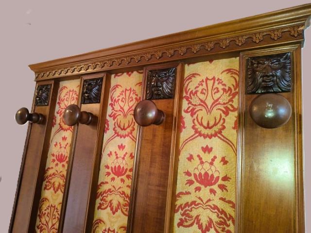 Cuier Florentin vintage antic mobilier de epoca mobila de colectie antichitati