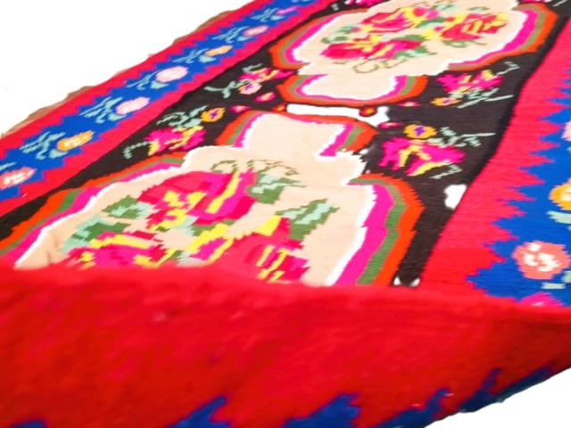 Covor lana taranesc vintage antic mobilier de epoca obiecte traditionale antichitati