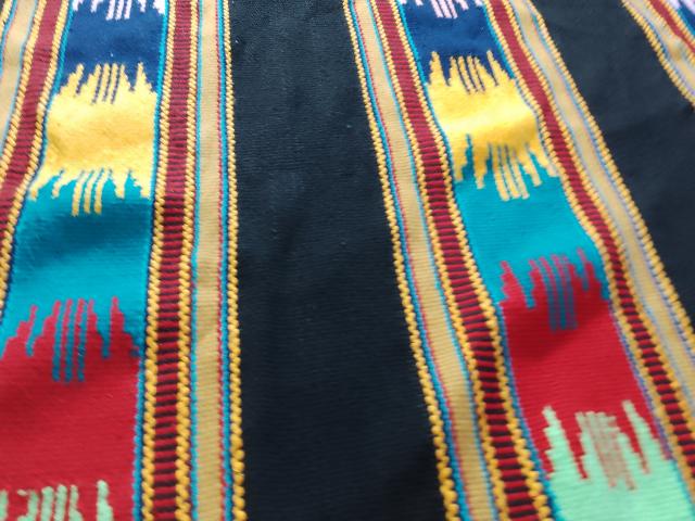 Covor lana taranesc vintage antic piese de epoca obiecte rustice traditionale antichitati