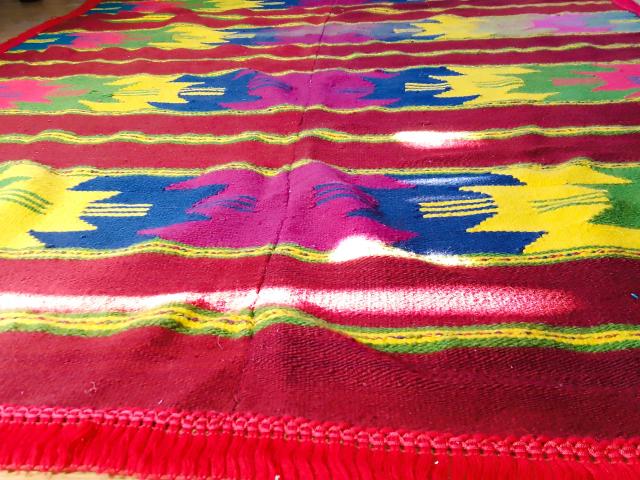 Covor lana taranesc vintage antic piese de epoca obiecte rustice traditionale antichitati