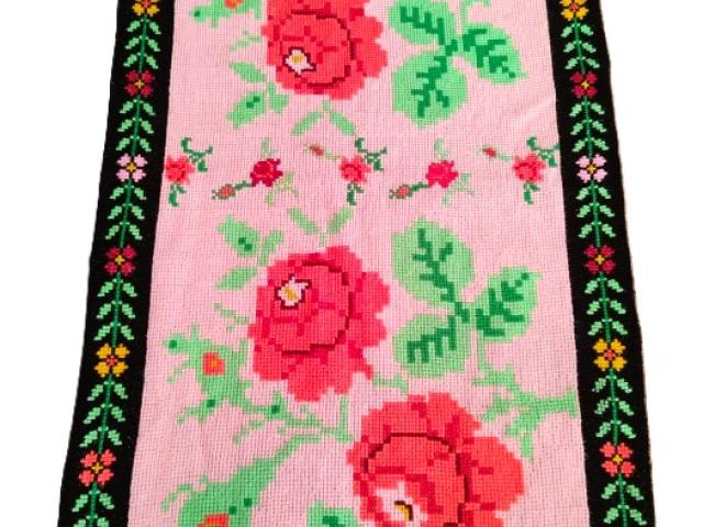 Covor lana taranesc vintage antic piese de epoca obiecte rustice traditionale antichitati