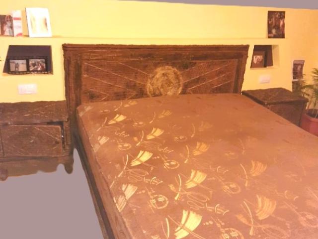 Pat vintage antic mobilier de epoca mobila de colectie antichitati,