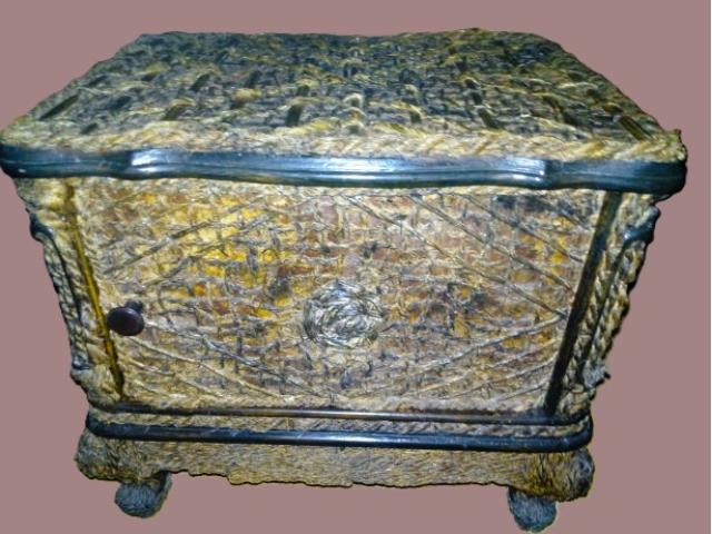 Pat vintage antic mobilier de epoca mobila de colectie antichitati,