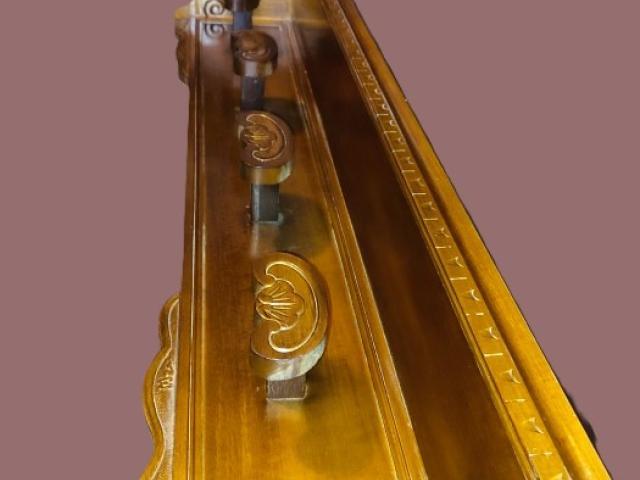 Cuier Renastere vintage mobila veche de epoca mobilier antic retro antichitati