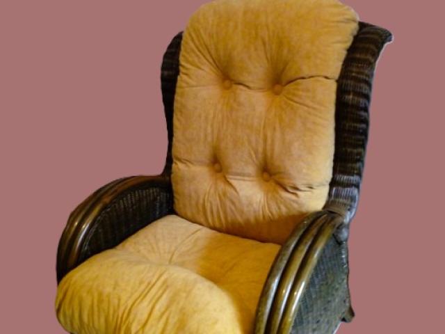Fotoliu rachita vintage mobila veche de epoca mobilier antic retro antichitati