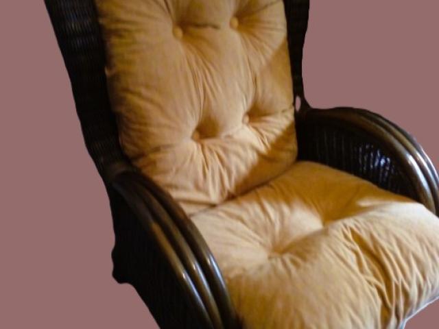 Fotoliu rachita vintage mobila veche de epoca mobilier antic retro antichitati