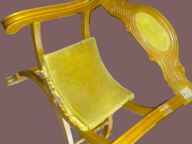 Fotoliu vintage mobila veche de epoca mobilier antic retro antichitati