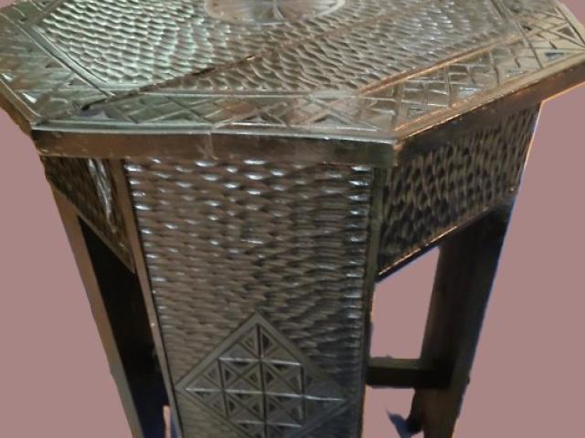Masa brancoveneasca vintage mobila veche de epoca mobilier antic retro antichitati