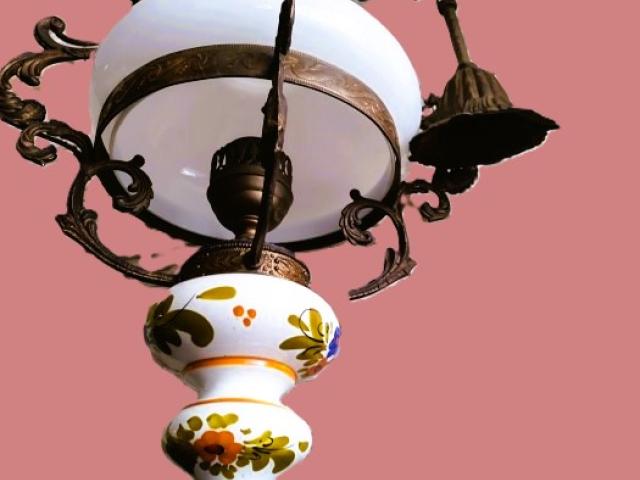 Lampa antica vintage obiecte de colectie decoratiuni de epoca