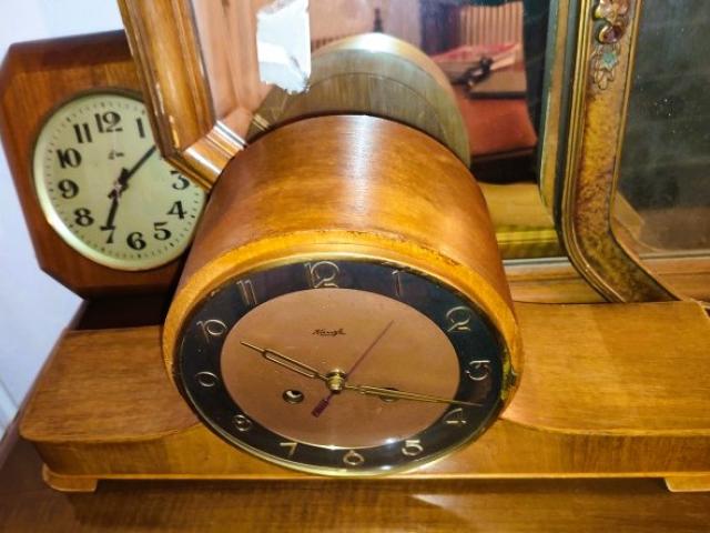 Ceas mecanic obiecte de colectie decoratiuni antice vintage antichitati