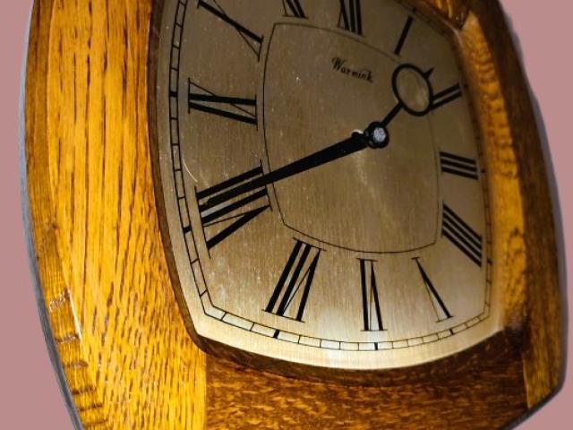 Ceas vintage decoratiuni de colectie obiecte antice galerie antichitati