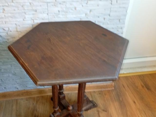 Masuta Renastere antica mobila vintage de epoca mobilier colectie antichitati