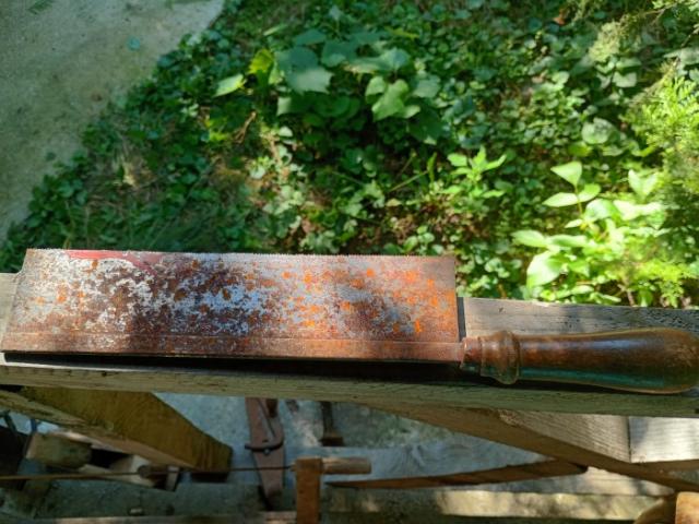 Decor vintage rustic gradina obiecte vechi taranesti si mestesugaresti