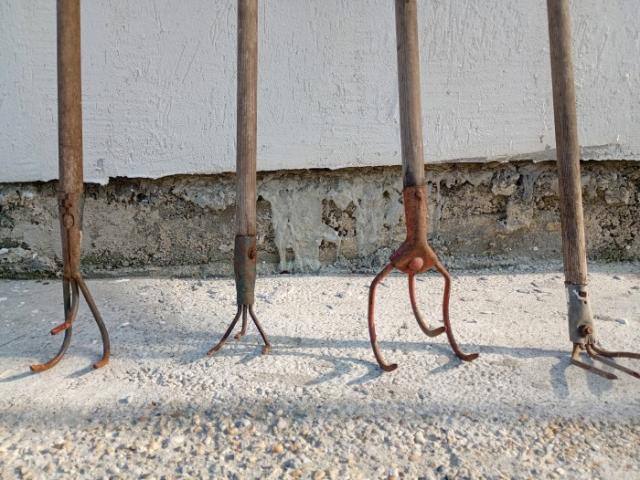 Obiecte decor rustic gradina, obiecte vechi vintage taranesti si mestesugari