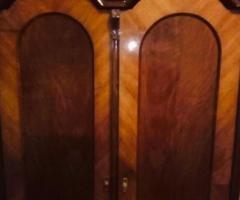 Dulap Louis Phillippe vintage mobila vintage epoca mobilier de colectie